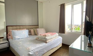 Dijual Rumah bagus terawat SHM di Sayap Setraduta