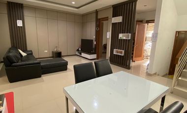 Dijual Rumah bagus terawat SHM di Sayap Setraduta