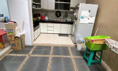 Dijual Rumah bagus terawat SHM di Sayap Setraduta