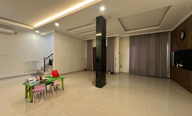 DIJUAL RUMAH CLUSTER ALEXANDRIA OPI JAKABARING PALEMBANG