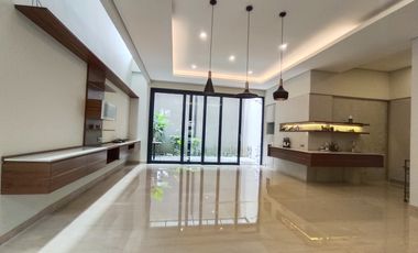 Jual Cepat Murah Rumah Lux Pusat Kota  Sayap jln Gatot Subroto Burangrang