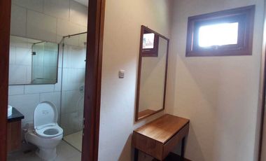 Villa fully furnished in Ubud with rice field view