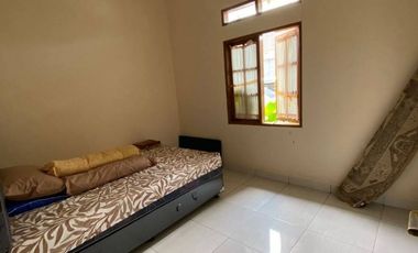 Villa Asri Plus Kolam Ikan View Pegunungan di Kiarapedes Purwakarta