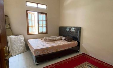 Villa Asri Plus Kolam Ikan View Pegunungan di Kiarapedes Purwakarta