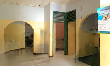 Rumah dan kos-kosan di Kekalik dekat Unram