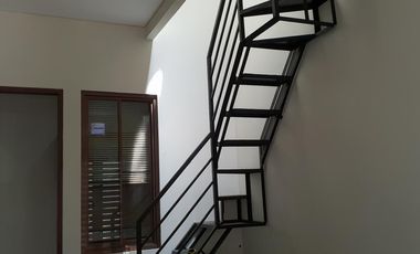 DISEWA RUMAH MINIMALIS SIAP HUNI DALAM TOWNHOUSE CIPETE JAKARTA SELATA
