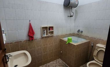 Rumah Bagus 2 Lantai  Timuran Tengah Kota Solo Dekat RS PKU (ED)