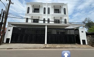 DIJUAL RUMAH MEWAH TAMAN KENTEN PALEMBANG – Rumah Baru Full Granit