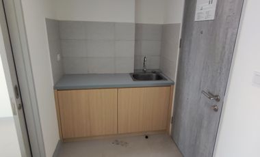 disewakan apartement 2 bedroom sudah lengkap siap huni bawa koper