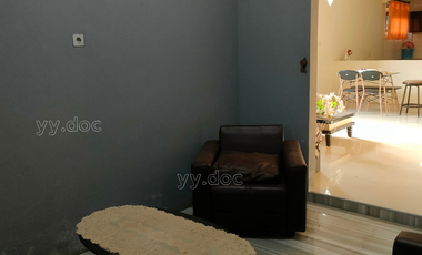 Dijual Rumah Furnished Siap Huni Posisi Hook Tanah Luas