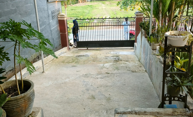 Dijual Rumah Furnished Siap Huni Posisi Hook Tanah Luas