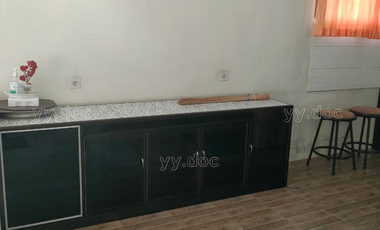 Dijual Rumah Furnished Siap Huni Posisi Hook Tanah Luas