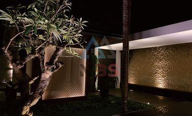 Di jual Luxury Villa komersial full view ocean UNBLOK di Pandawa