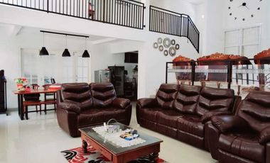 RUMAH MEWAH 2 LANTAI DIJUAL MURAH