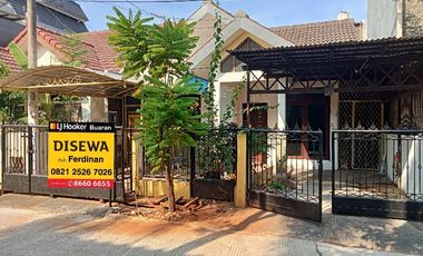 Rumah di Sewakan di Komplek Permata Timur Curug dekat  ke Kalimalang .