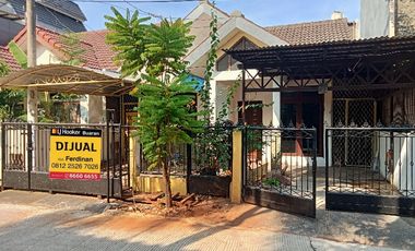 Rumah di Sewakan di Komplek Permata Timur Curug dekat  ke Kalimalang .