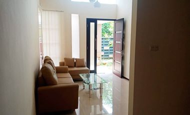 Disewakan Murah Rumah Furnish Kawasan Elite di Araya Malang