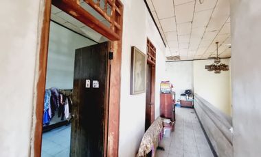 Rumah 2 Lantai Serengan Solo Kota Harga Terjangkau (DR)