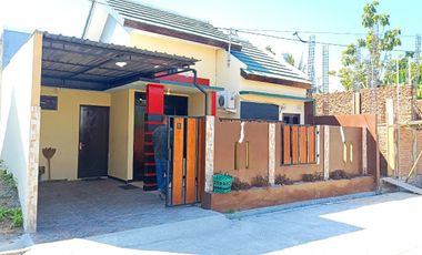 Rumah Bagus SHM, Rumah Siap Huni di Dekat De Tjolomadu