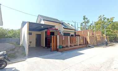 Rumah Bagus SHM, Rumah Siap Huni di Dekat De Tjolomadu