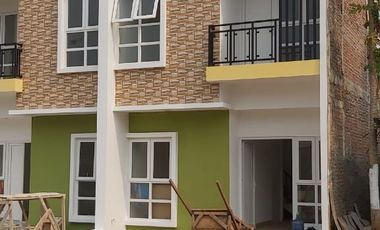 Rumah Syariah 2 Lantai Dekat Bintaro, 2 Menit Dari Polsek Pondok Aren