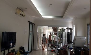 Rumah Klasik Mewah di Cluster dkt Stasiun MRT ada Pool, Cipete, Jaksel