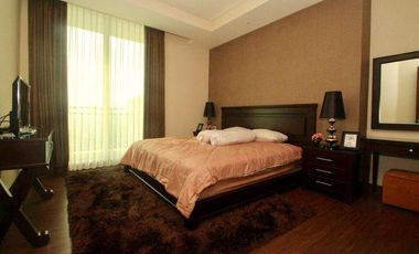 Rumah Klasik Mewah di Cluster dkt Stasiun MRT ada Pool, Cipete, Jaksel