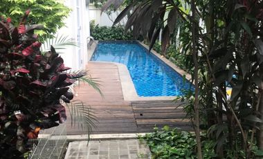 Rumah Klasik Mewah di Cluster dkt Stasiun MRT ada Pool, Cipete, Jaksel