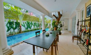 Rumah Klasik Mewah di Cluster dkt Stasiun MRT ada Pool, Cipete, Jaksel