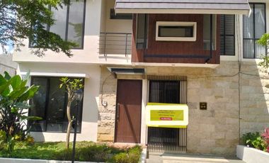 VILLA MEWAH KOTA BATU 6 KAMAR NGAGLIK