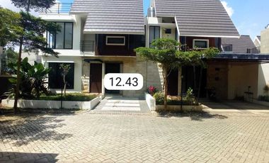 VILLA MEWAH KOTA BATU 6 KAMAR NGAGLIK