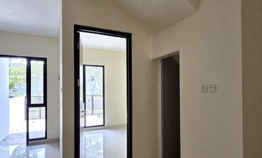 Dijual Rumah Baru 5x20m2 di Kawasan Bagus Metland Puri Strategis