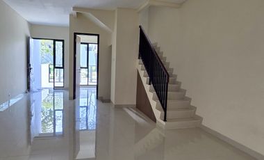 Dijual Rumah Baru 5x20m2 di Kawasan Bagus Metland Puri Strategis