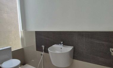 Dijual Rumah Baru Design Mewah Setiabudi Regency Bandung