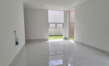 Dijual Rumah Baru Design Mewah Setiabudi Regency Bandung