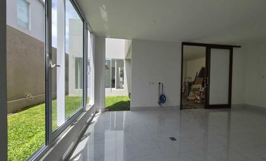 Dijual Rumah Baru Design Mewah Setiabudi Regency Bandung