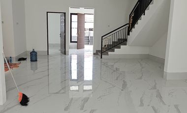 Jual rumah baru gress Lebak Arum 2lt