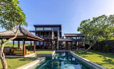 DIJUAL VILLA MEWAH VIEW LAUT DAN HAMPARAN SAWAH LOKASI TABANAN