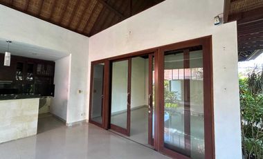 DIJUAL CEPAT & MURAH VILLA LOKASI STRATEGIS DI SANUR
