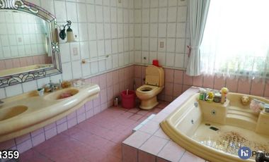 Rumah Lombok type 911/1366 M² di Senggigi Batu Layar R359