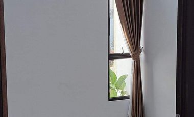 Rumah murah pinggir jalan raya dekat simpangan Depok Promo Free Biaya