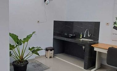 Rumah murah pinggir jalan raya dekat simpangan Depok Promo Free Biaya