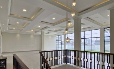 Rumah Baru Mewah 3,5 Lantai di Tomang – LT 313 m², Rooftop Garden, Dekat Tol & Mall