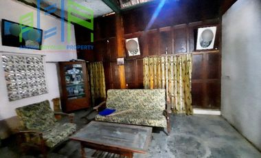 Dijual Tanah dan bangunan luas pinggir jalan aspal di Boyolali Kota