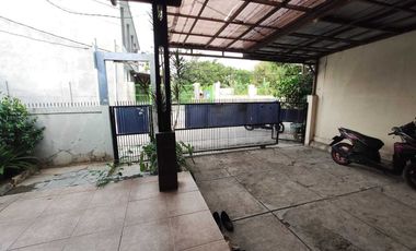 Perumnas Telukjambe 4 kamar tidur Blok K, Karawang Barat, Karawang