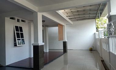 Rumah bagus Kediri siap huni dijual cepat