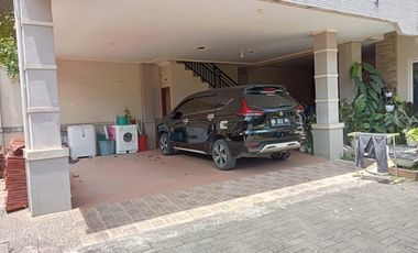 Rumah Mewah di Jln Hertasning Makassar