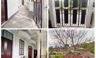 Villa Lombok 14 kamar di Green Valley Senggigi V050