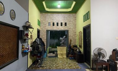 rumah type 200/250m2 di Graha puncak jl.p.m noor sei ulin