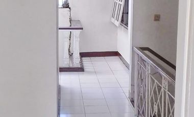 Rumah Ruang Usaha Jl Pogung Dekat Jl Monjali, Ringroad, UGM